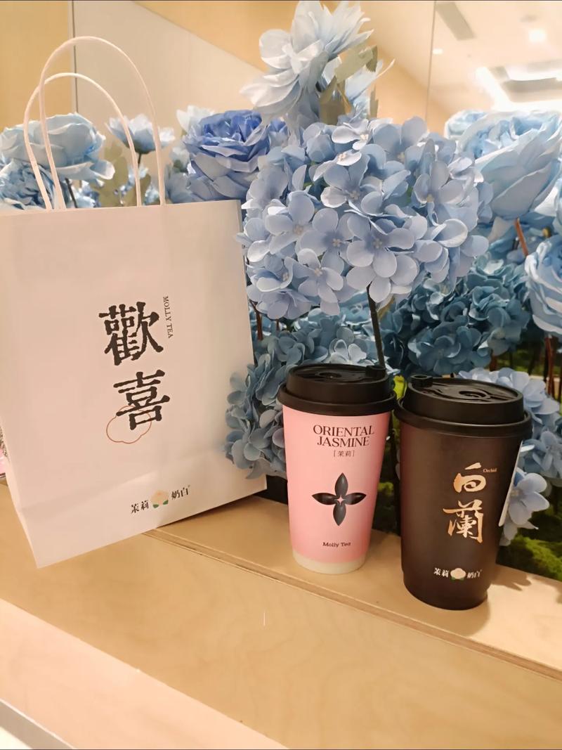 茉莉奶白喝出塑料袋，茉莉奶白喝出塑料袋怎么办