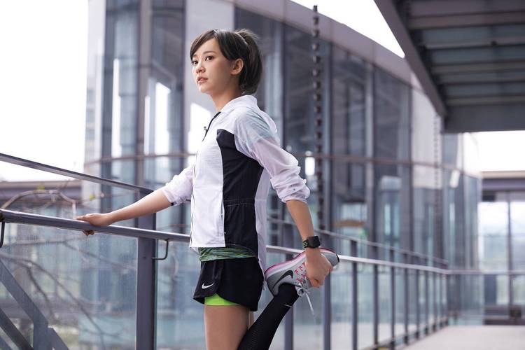 澳彩资料大全部网站010:陈意涵医美后脸歪了